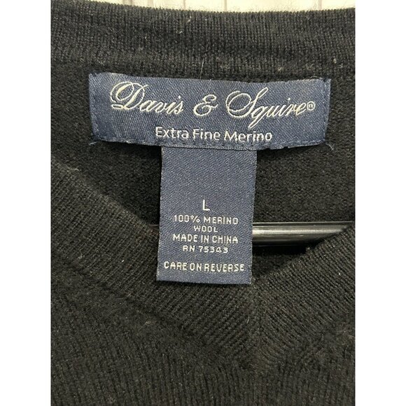 Davis & Squire Mens Black  V Neck Sweater Large Extra Fine Merino Wool - Picture 5 of 9
